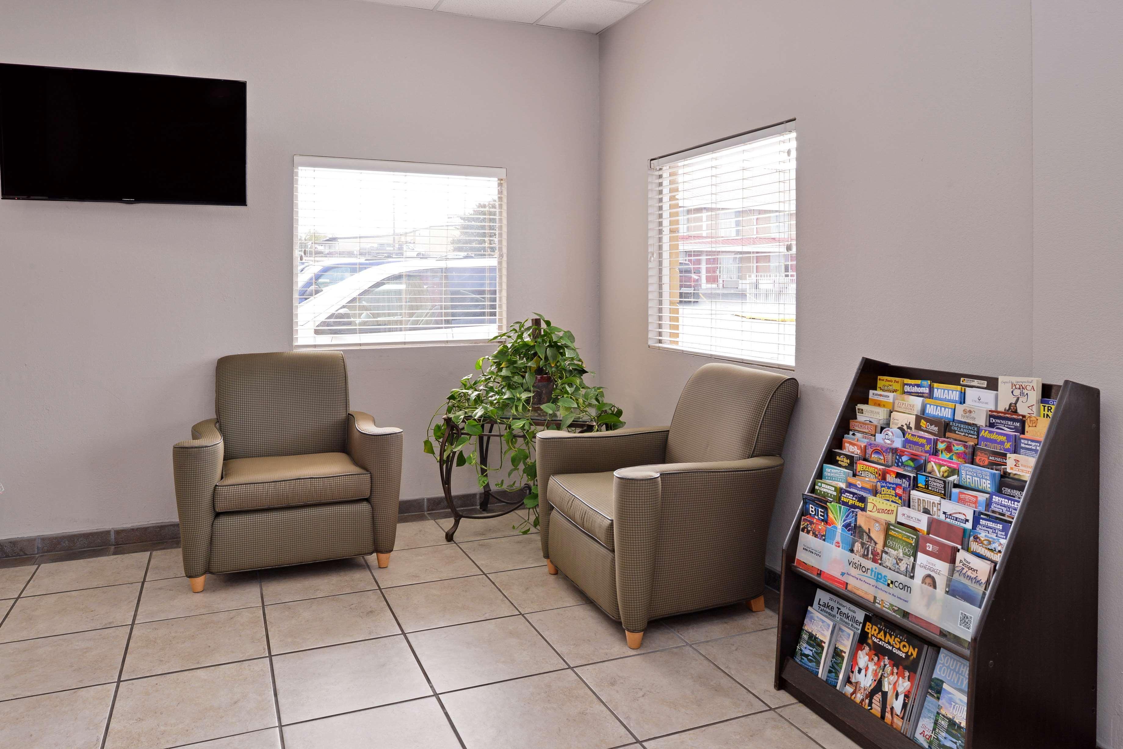 Americas Best Value Inn Tulsa I-44 Oakhurst Экстерьер фото
